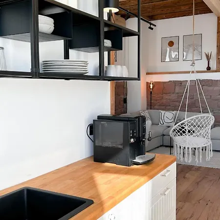 Scheunenloft - Design, Smart Tv Und Parkplatz Inklusive Apartamento
